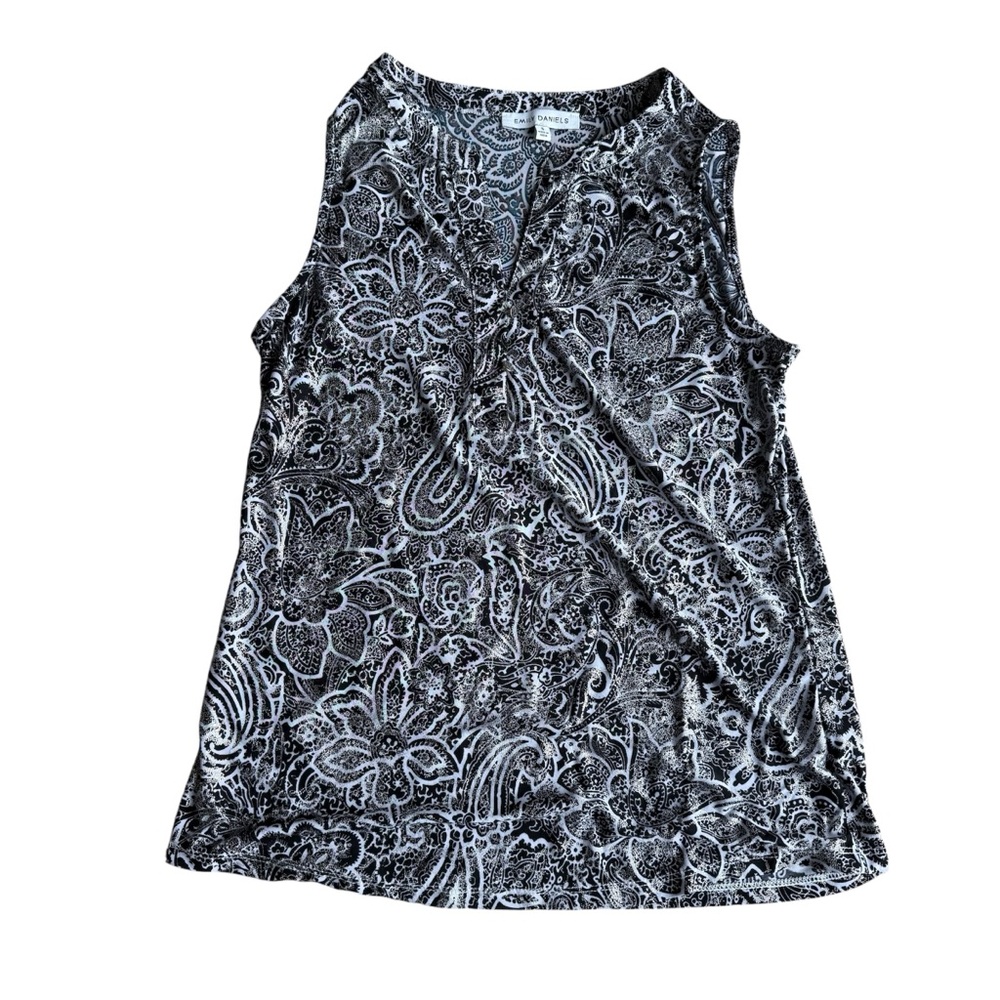 Emily Daniels Women’s Size S Black and White‎ Paisley Sleeveless Top Essential